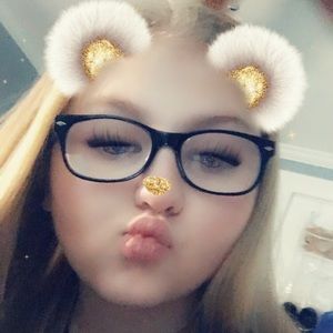 Meet your Posher, Brianna